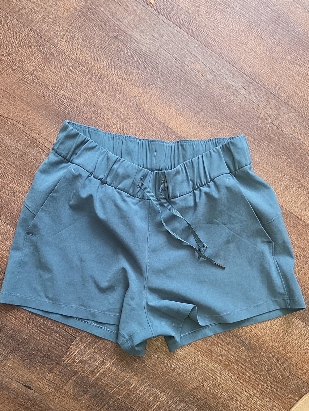 lululemon athletica Women's Drawstring Athletic Shorts - Teal Green